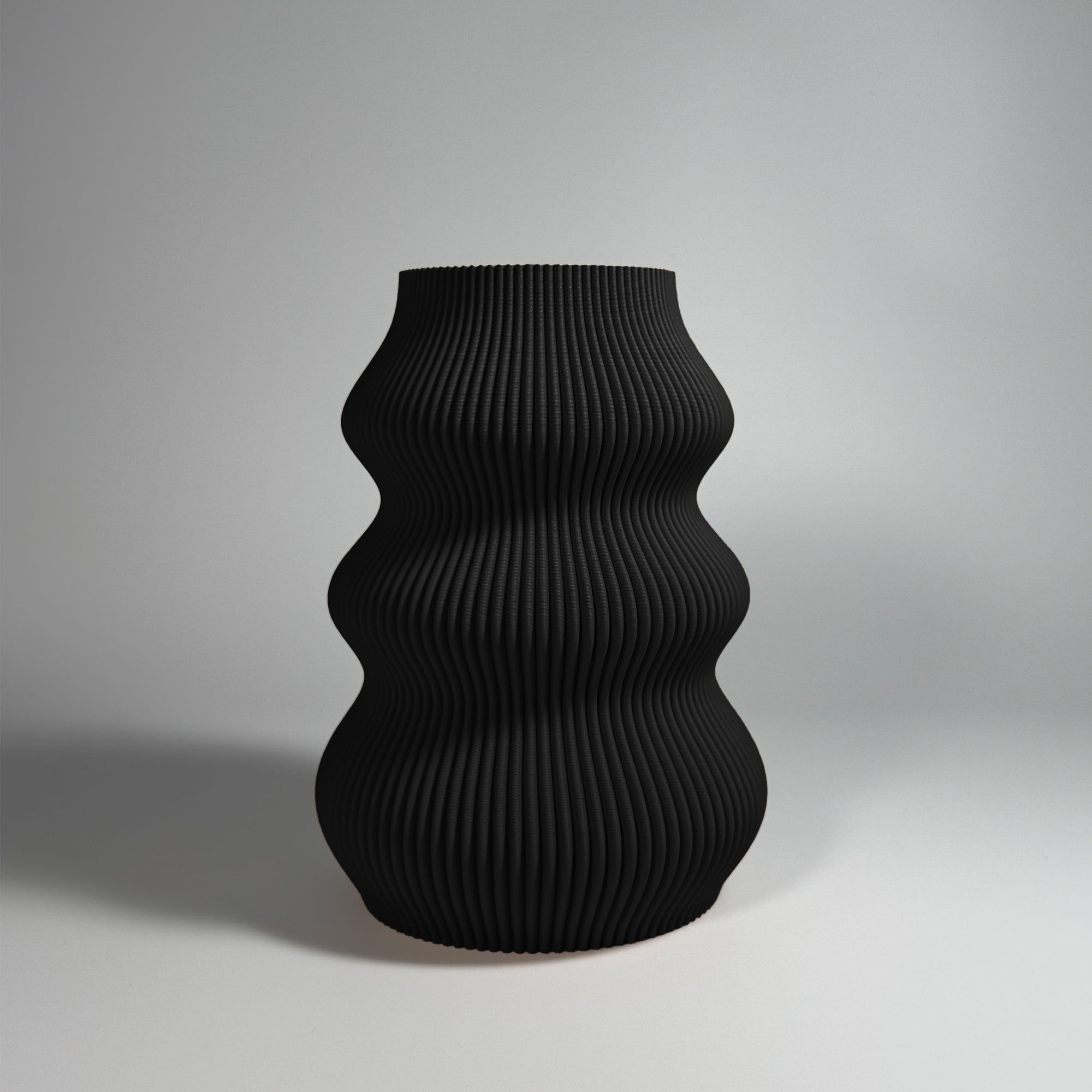 Lu Cop - Isla Vase - Midnight Black / H 18cm - 19.95 € - Art de Vivre - www.artdevivre.store