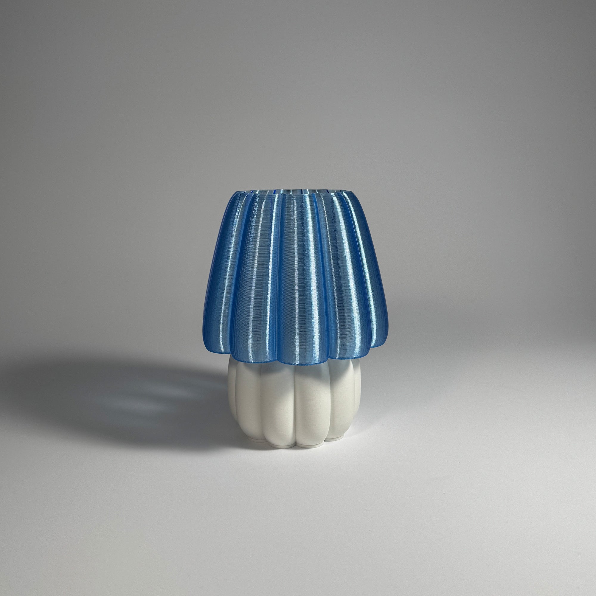 Lu Cop - Pudding Lamp - Base Ivory / Baby Blue Translucent / H 18cm - 44.95 € - Art de Vivre - www.artdevivre.store