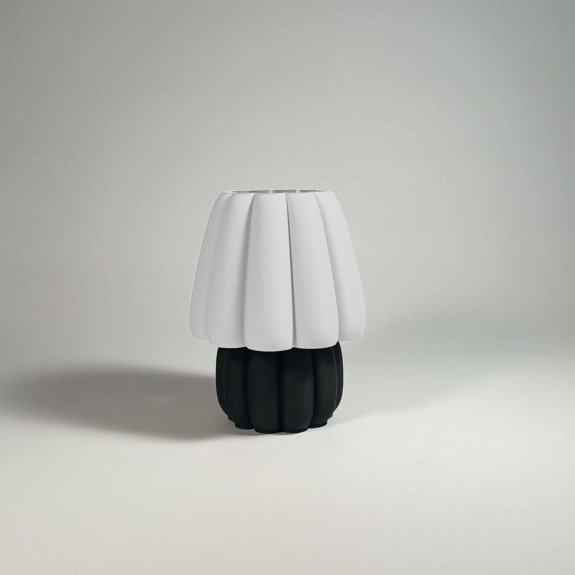 Lu Cop - Pudding Lamp - Base Midnight Black / Ivory / H 18cm - 44.95 € - Art de Vivre - www.artdevivre.store