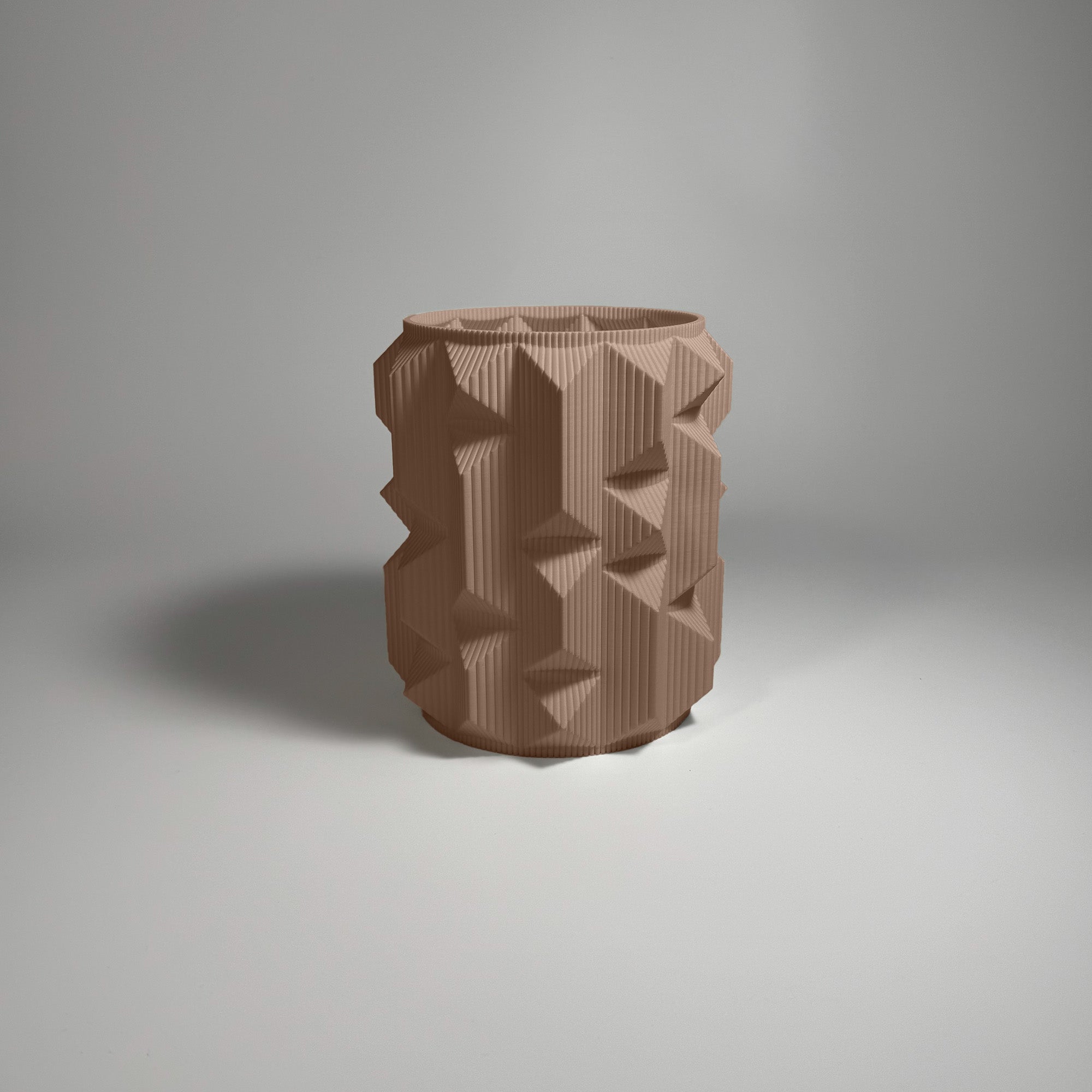 Kowafat - Prisma Vase - Crème / H 15cm - 24.95 € - Art de Vivre - www.artdevivre.store