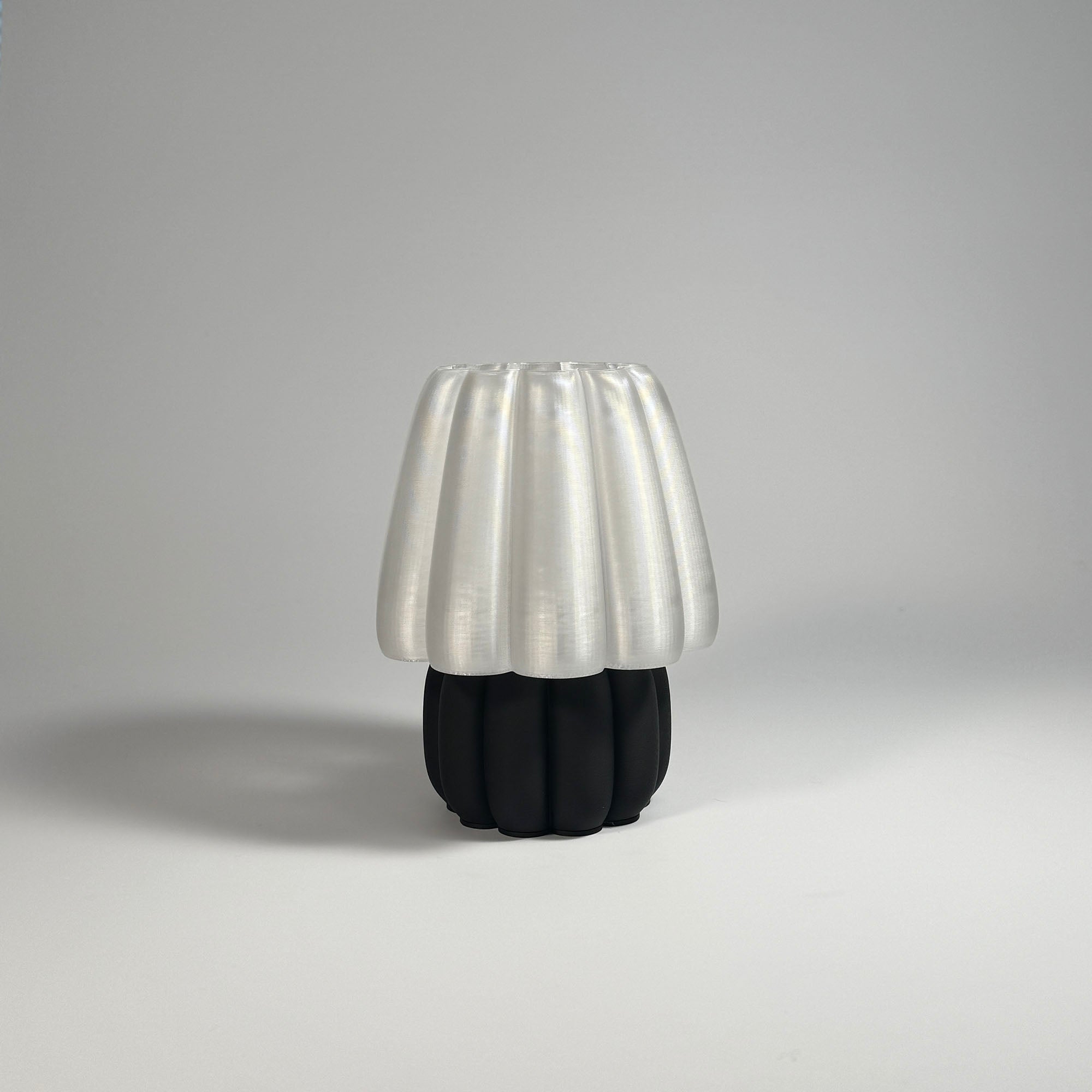 Lu Cop - Pudding Lamp - Base Midnight Black / Transparent / H 18cm - 44.95 € - Art de Vivre - www.artdevivre.store