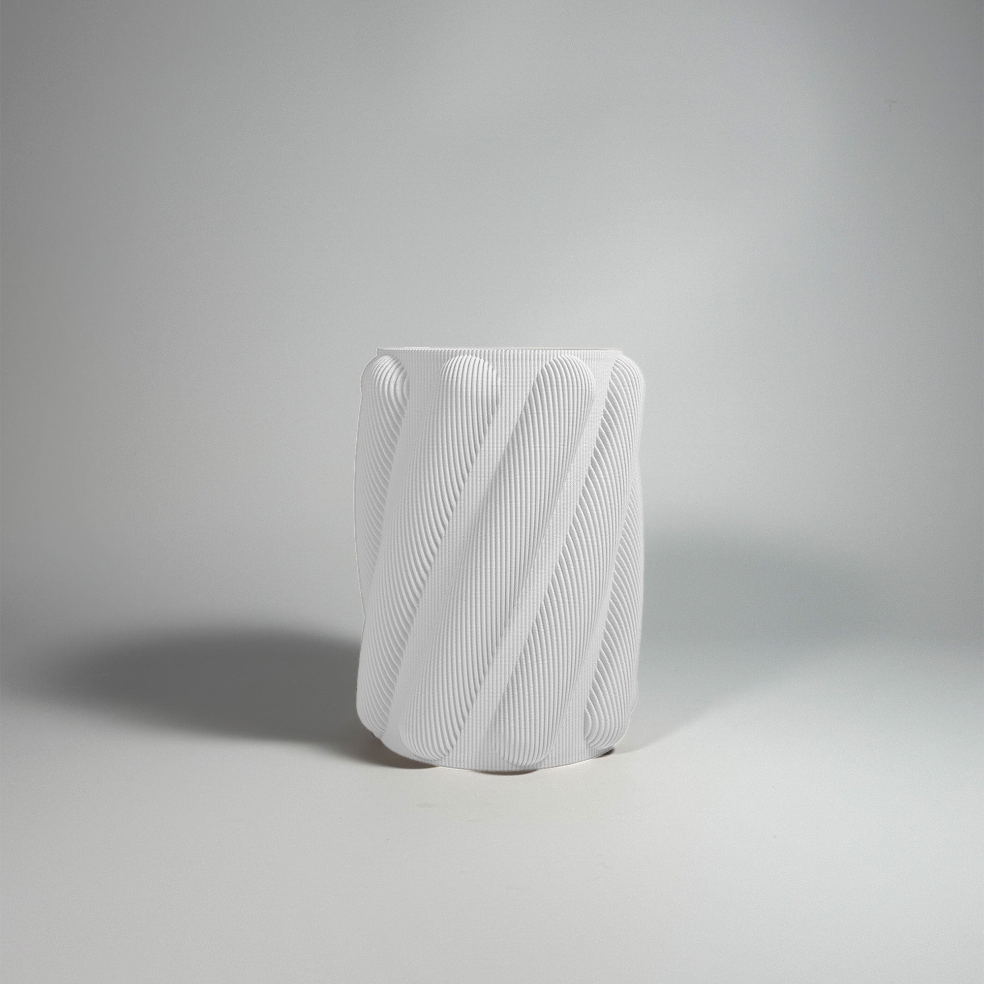 Kowafat - Spaghetti Vase - Ivory / H 18cm - 24.95 € - Art de Vivre - www.artdevivre.store