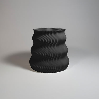 Lunfardo - Vulca Pot - Midnight Black / H 9cm - 14.95 € - Art de Vivre - www.artdevivre.store