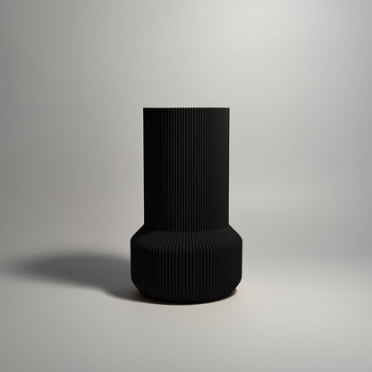 Lu Cop - Nizza Vase - Midnight Black / H 18cm - 19.95 € - Art de Vivre - www.artdevivre.store