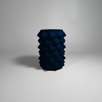 Kowafat - Pine Vase - Navy / H 18cm - 19.95 € - Art de Vivre - www.artdevivre.store